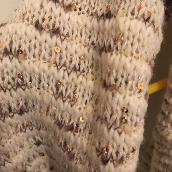 World Market infinity scarf - Picture 4 of 5